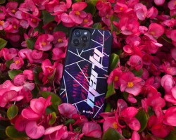 Dafoni Hologram iPhone 14 Pro Kişiye Özel İsimli Mor Çiçekler Kılıf - 5