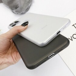 Eiroo Ghost Thin iPhone 11 Pro Max Ultra İnce Siyah Rubber Kılıf - 5